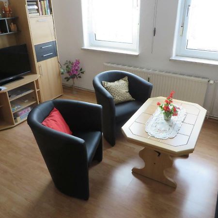 Ferienwohnung Zahn Oelsnitz  ภายนอก รูปภาพ