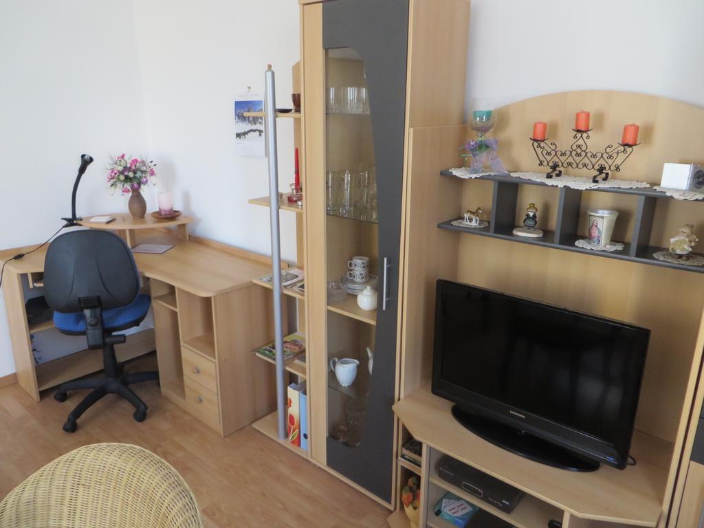 Ferienwohnung Zahn Oelsnitz  ภายนอก รูปภาพ