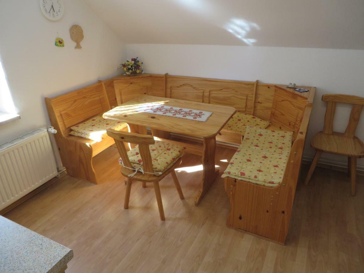 Ferienwohnung Zahn Oelsnitz  ภายนอก รูปภาพ