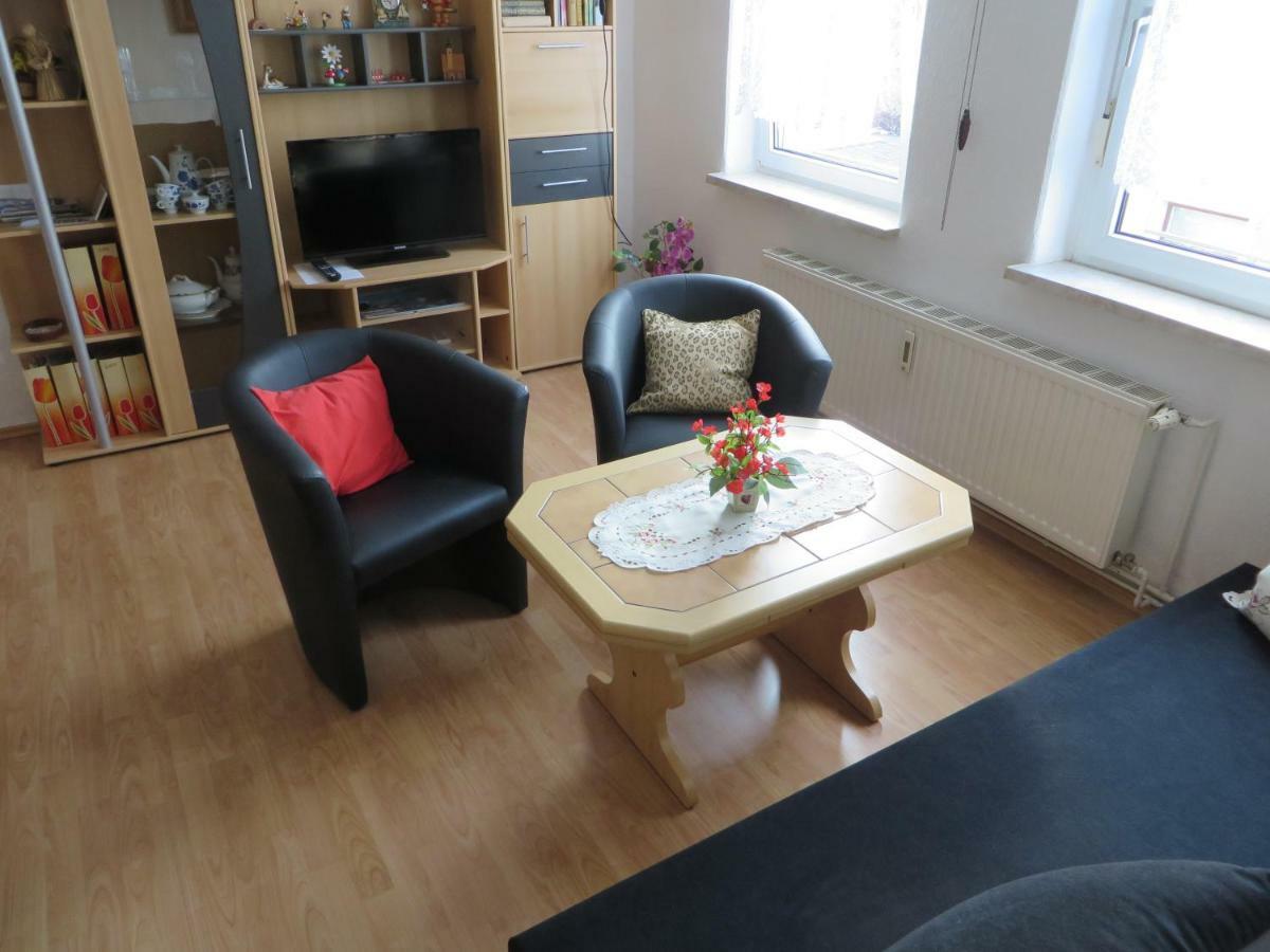 Ferienwohnung Zahn Oelsnitz  ภายนอก รูปภาพ